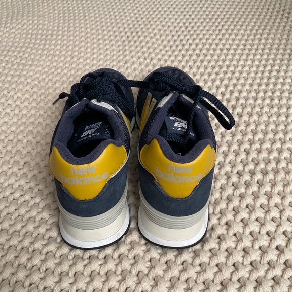 New Balance - Picture 4 of 5